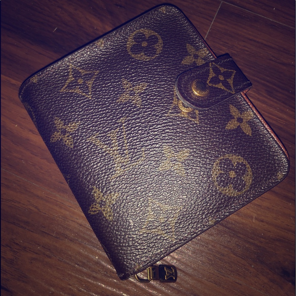 Louis Vuitton Monogram Wallet